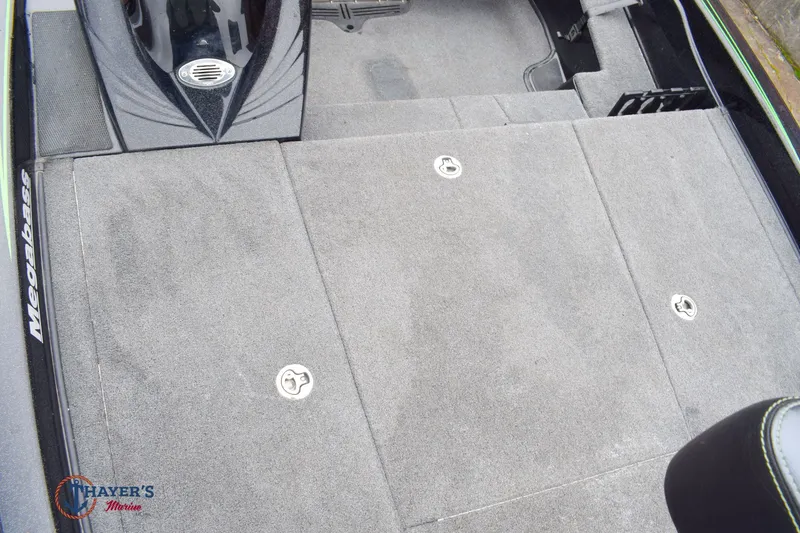 Slide: The Image of Phoenix Bass Boats 819 Pro 2021 - 18