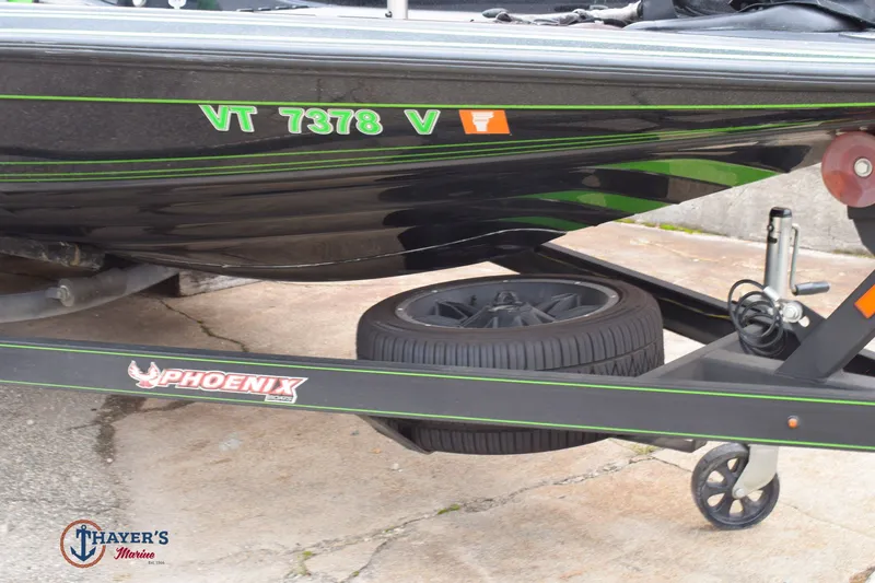 Slide: The Image of Phoenix Bass Boats 819 Pro 2021 - 2