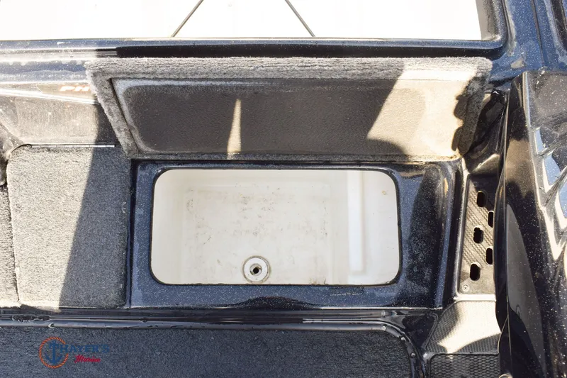 Slide: The Image of Phoenix Bass Boats 819 Pro 2021 - 24