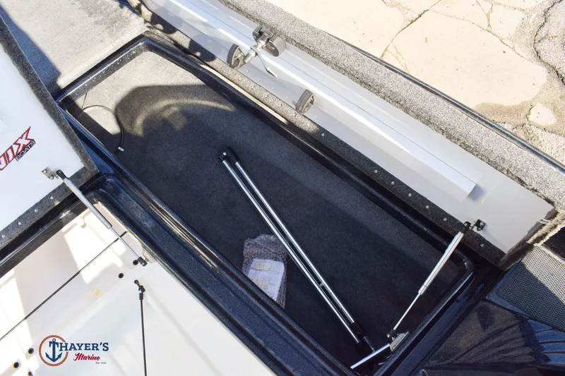 Slide: The Image of Phoenix Bass Boats 819 Pro 2021 - 26