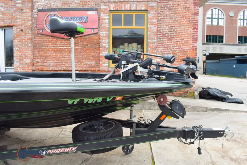 Slide: The Image of Phoenix Bass Boats 819 Pro 2021 - 3