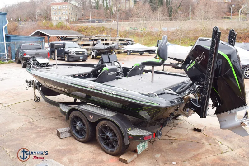 Slide: The Image of Phoenix Bass Boats 819 Pro 2021 - 33