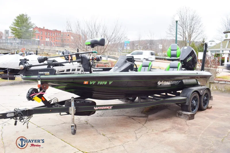 Slide: The Image of Phoenix Bass Boats 819 Pro 2021 - 35