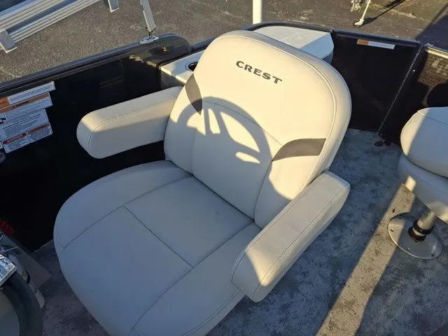 Slide: The Image of Crest CLASSIC DLX 220 SLRC CPT 2023 - 3