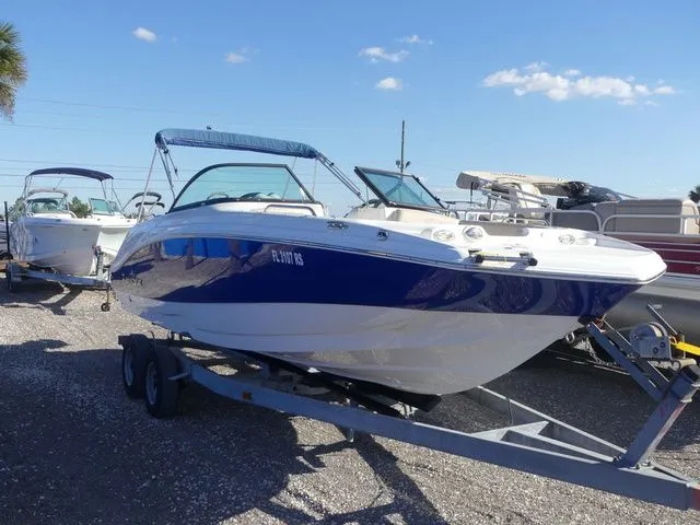 Slide: The Image of NauticStar 223 DC 2018 - 3