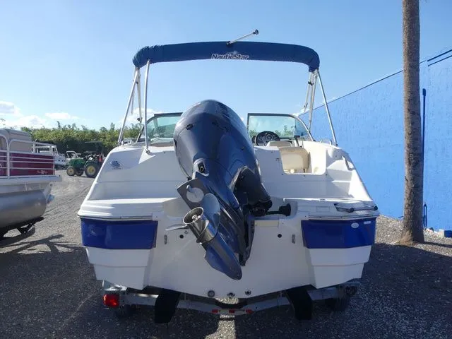 Slide: The Image of NauticStar 223 DC 2018 - 5