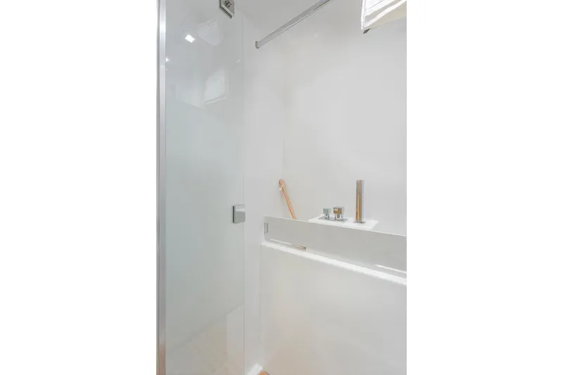 Slide: The Image of Modern bathroom in Privilege Signature 510, year 2025. - 26