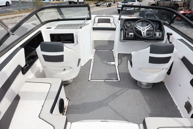 Slide: The Image of Yamaha SX195 2019 - 10