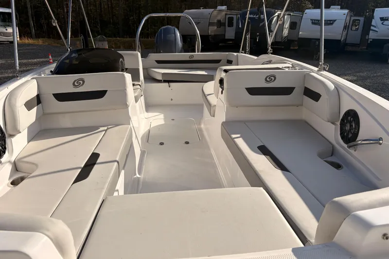 Slide: The Image of 2022 Hurricane SunDeck Sport 185 OB boat interior with spacious seating and modern design. - 6