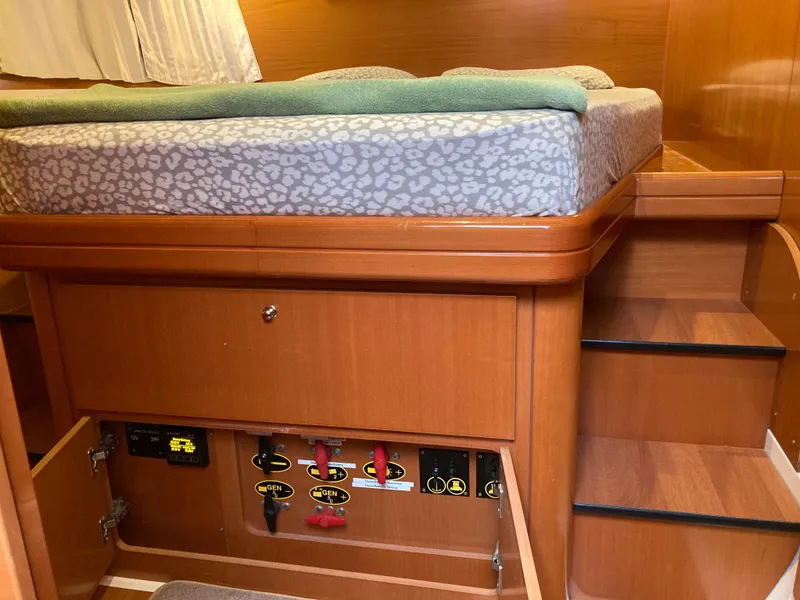 Slide: The Image of Lagoon 420 2007 - 54