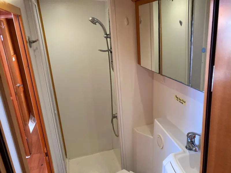 Slide: The Image of Lagoon 420 2007 - 57