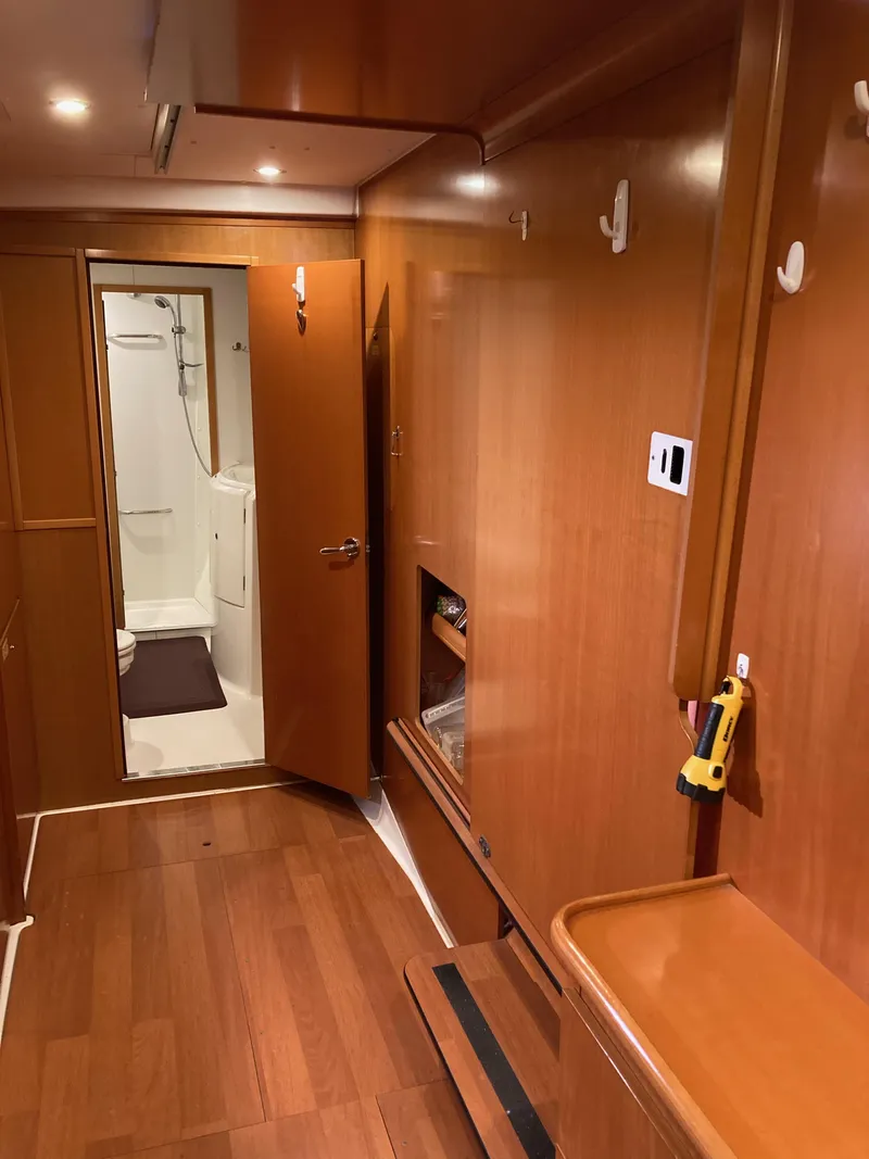 Slide: The Image of Lagoon 420 2007 - 65