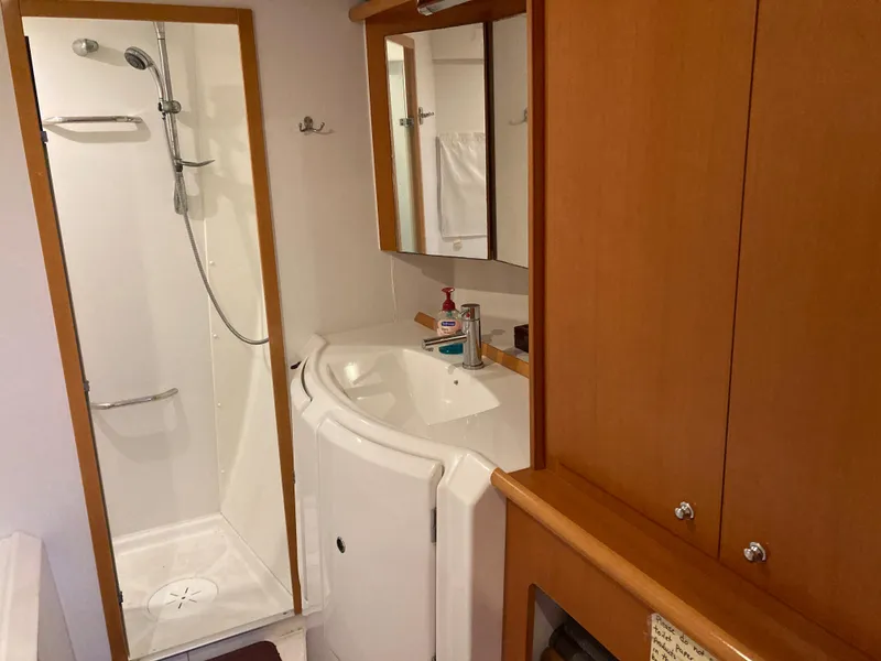 Slide: The Image of Lagoon 420 2007 - 69