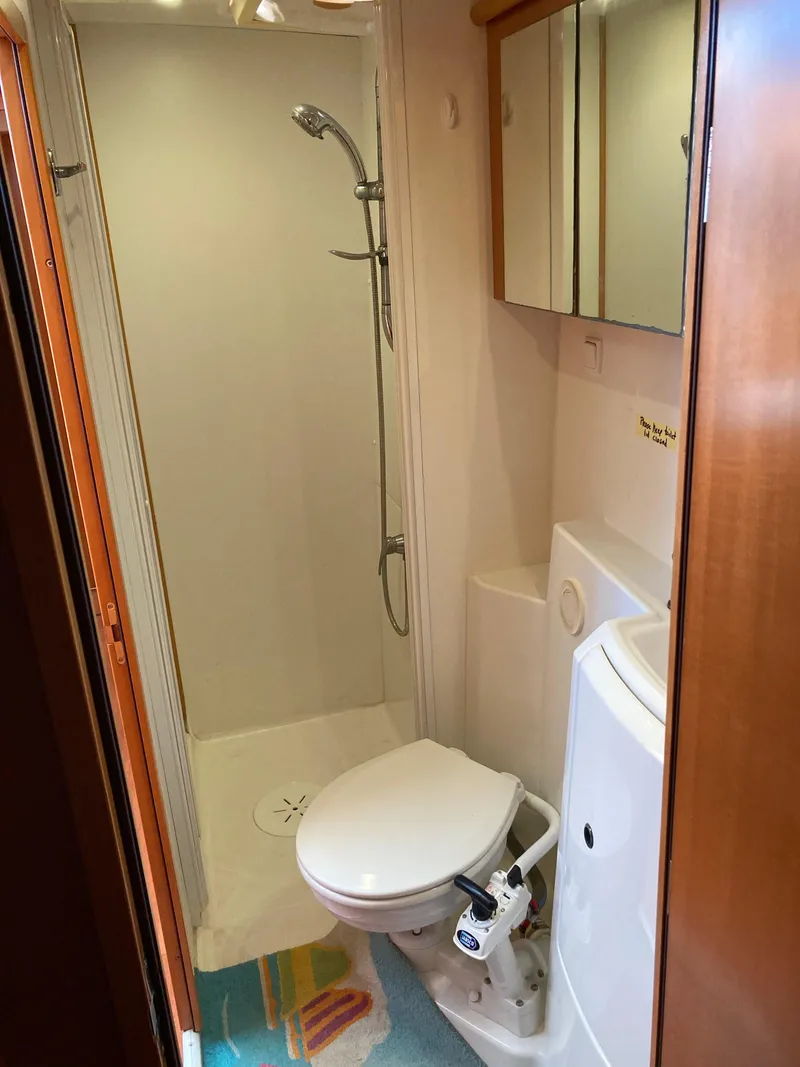 Slide: The Image of Lagoon 420 2007 - 73