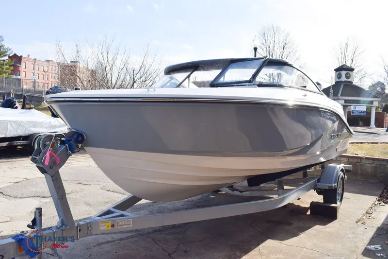 Slide: The Image of Bayliner V20 2026 - 30