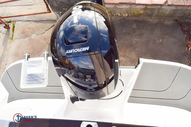 Slide: The Image of Bayliner V20 2026 - 5