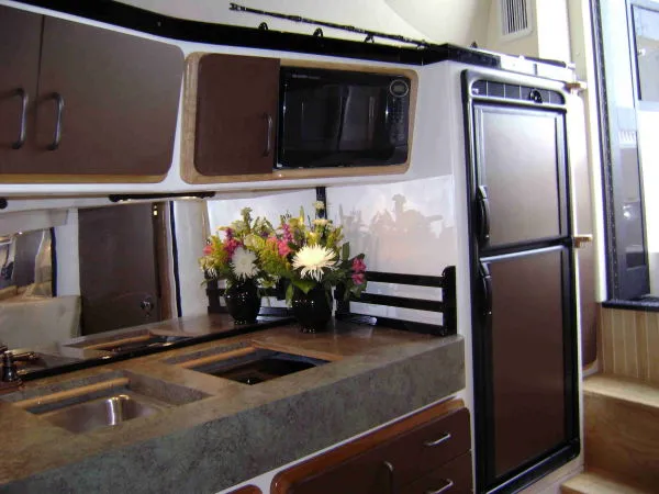 Slide: The Image of Delta Boats 36SFX Sport Fisherman 2006 - 6