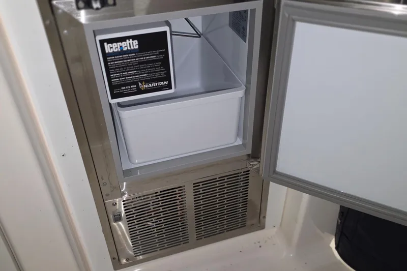 Slide: The Image of Ice maker inside 2005 Tiara Yachts 3600 Sovran, featuring Raritan Icerette. - 38