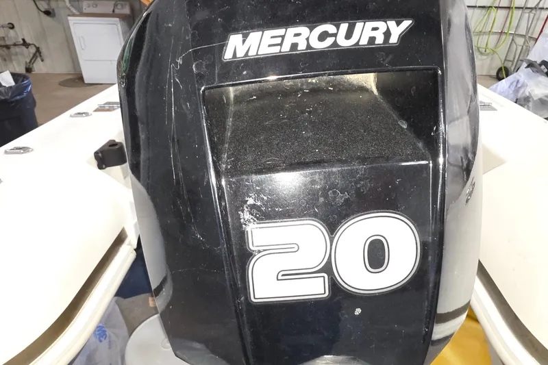 Slide: The Image of Mercury 20 horsepower engine on 2005 Tiara Yachts 3600 Sovran. - 60