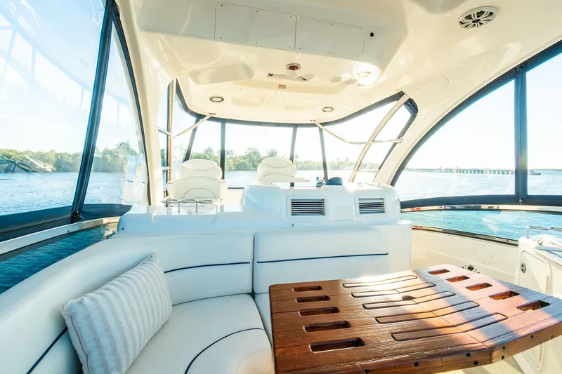 Slide: The Image of Sea Ray 52 Sedan Bridge 2006 - 26