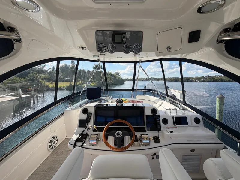 Slide: The Image of Sea Ray 52 Sedan Bridge 2006 - 3