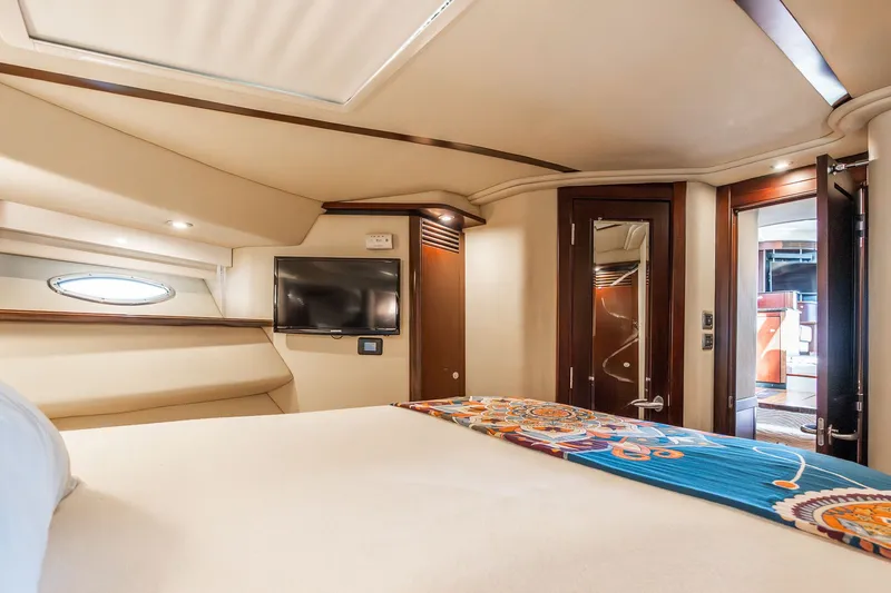 Slide: The Image of Sea Ray 52 Sedan Bridge 2006 - 59