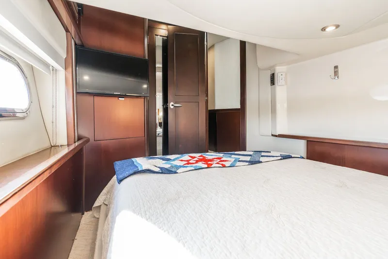 Slide: The Image of Sea Ray 52 Sedan Bridge 2006 - 62