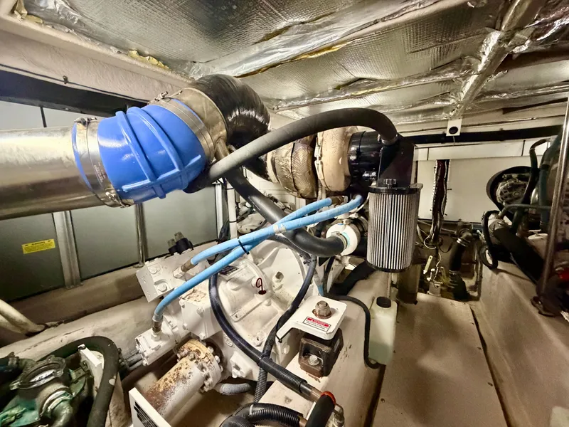 Slide: The Image of Sea Ray 52 Sedan Bridge 2006 - 69