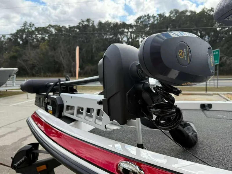 Slide: The Image of Caymas CX 19 2022 with i-Pilot trolling motor on trailer. - 23