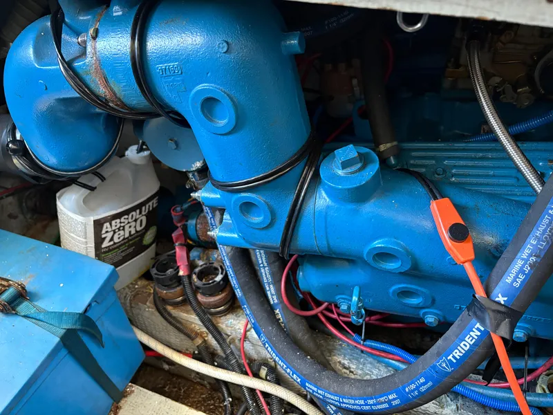 Slide: The Image of Trojan 32 Sedan 1986 - 64