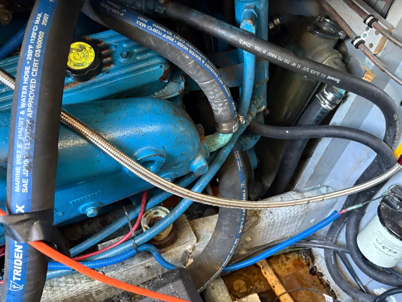 Slide: The Image of Trojan 32 Sedan 1986 - 70