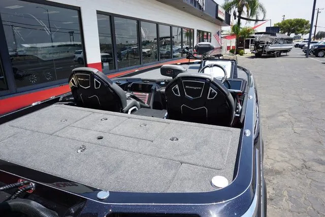 Slide: The Image of Ranger Z521R Cup-Equipped Includes Trailer 2025 - 18