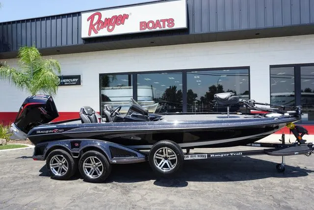 Slide: The Image of Ranger Z521R Cup-Equipped Includes Trailer 2025 - 3