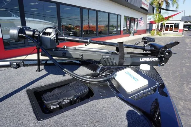 Slide: The Image of Ranger Z518 - Clearance, Includes Trailer 2024 - 4