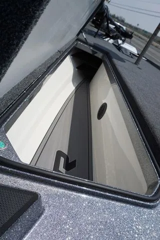 Slide: The Image of Ranger Z521R, Includes Trailer 2024 - 9