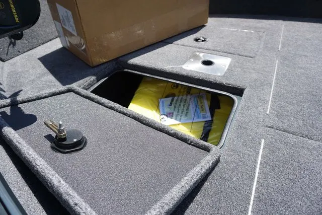 Slide: The Image of Ranger VS1665SC Includes Trailer 2025 - 11