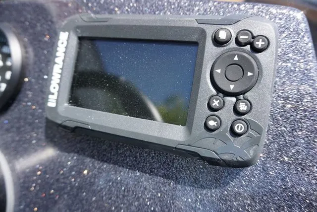 Slide: The Image of Ranger VS1665SC Includes Trailer 2025 - 18