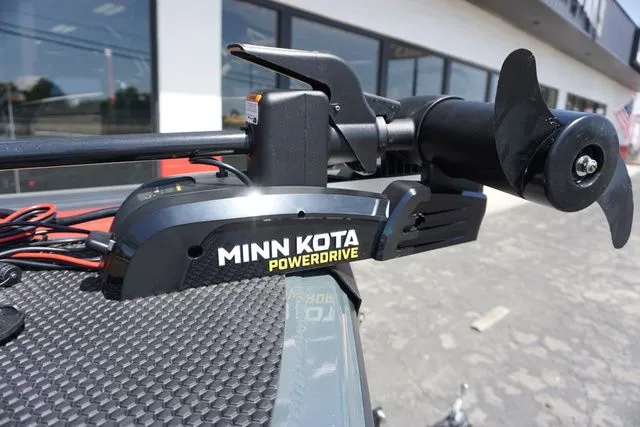 Slide: The Image of Ranger VS1665SC Includes Trailer 2025 - 7