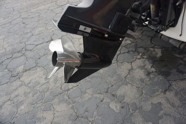 Slide: The Image of Stratos 200 FS 2005 - 12