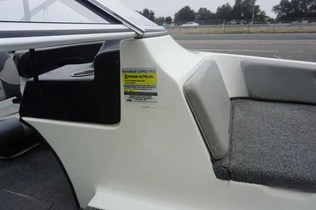 Slide: The Image of Stratos 200 FS 2005 - 8