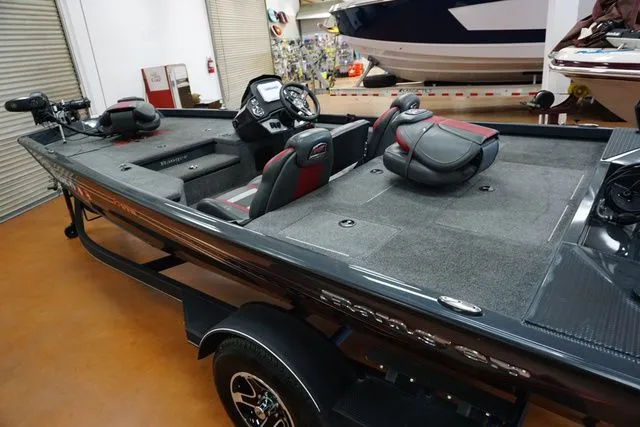 Slide: The Image of Ranger RT178 2022 - 12