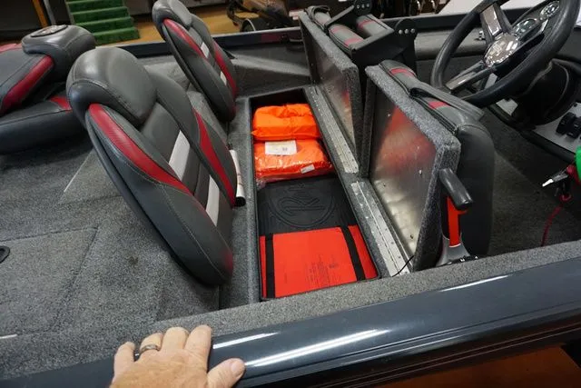 Slide: The Image of Ranger RT178 2022 - 15