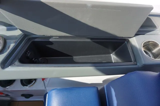 Slide: The Image of Aviara AV32 2025 - 45