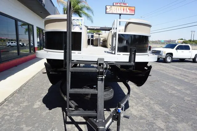 Slide: The Image of Ranger 200C - Includes Trailer 2025 - 10