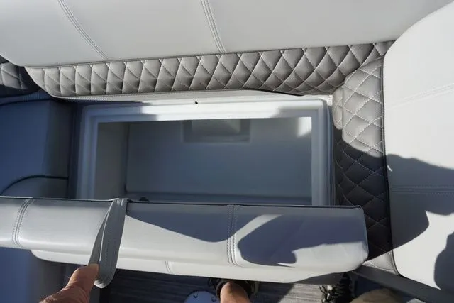 Slide: The Image of Ranger 223FC 2025 - 13