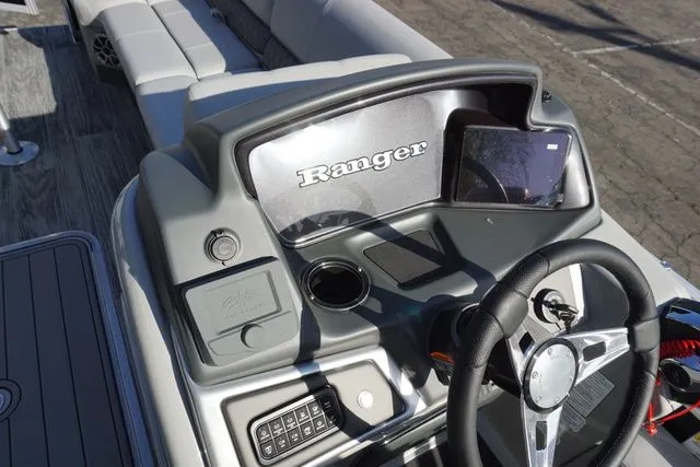 Slide: The Image of Ranger 223FC 2025 - 20