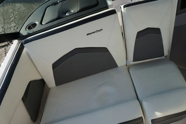 Slide: The Image of MasterCraft ProStar 2026 - 14