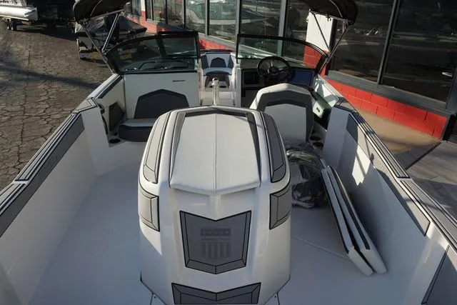 Slide: The Image of MasterCraft ProStar 2026 - 21
