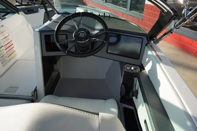 Slide: The Image of MasterCraft ProStar 2026 - 7