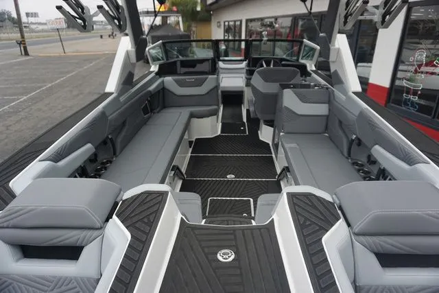 Slide: The Image of MasterCraft XStar 25 - Factory Demo 2026 - 10